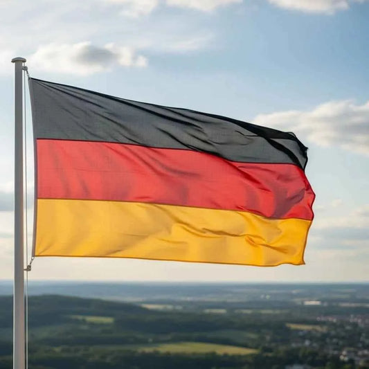 Bandera de Alemania ondeando sobre una asta