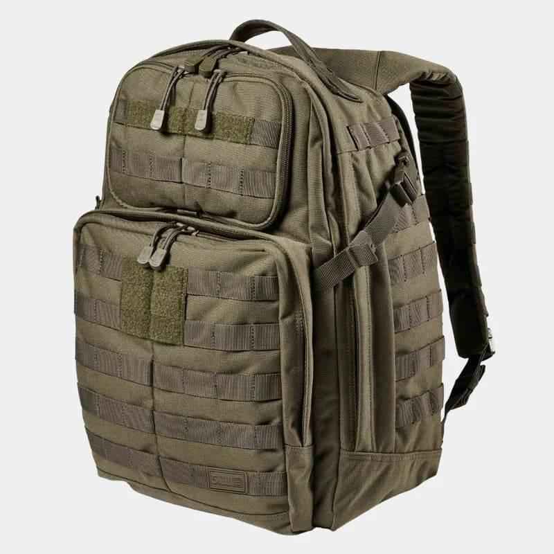 Mochila táctica verde caqui con bolsillos laterales y tirantes acolchados